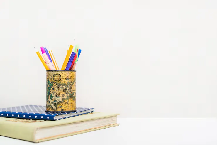 Photo of a pen stand